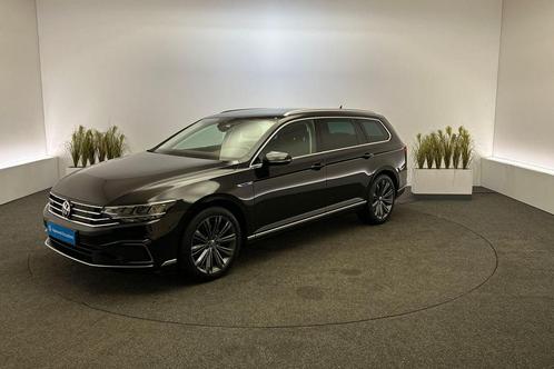 Zakelijke Lease |  Volkswagen Passat Variant GTE 1.4 TSI 218, Auto's, Volkswagen, Lease, Zwart, Automaat, Stationwagon, Overige kleuren