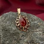 Gouden hanger met carneool | Vintage (vintage gouden hanger), Ophalen of Verzenden, Gebruikt, Goud, Overige merken