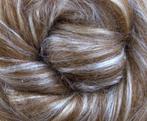 Licht bruine alpaca tussah zijde blend, Hobby en Vrije tijd, Spinnewielen en Spinnen, Ophalen of Verzenden, Nieuw, Spinwol