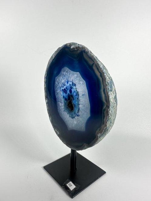 Agate with rock crystal geode on stand Geode - Hoogte: 140, Verzamelen, Mineralen en Fossielen