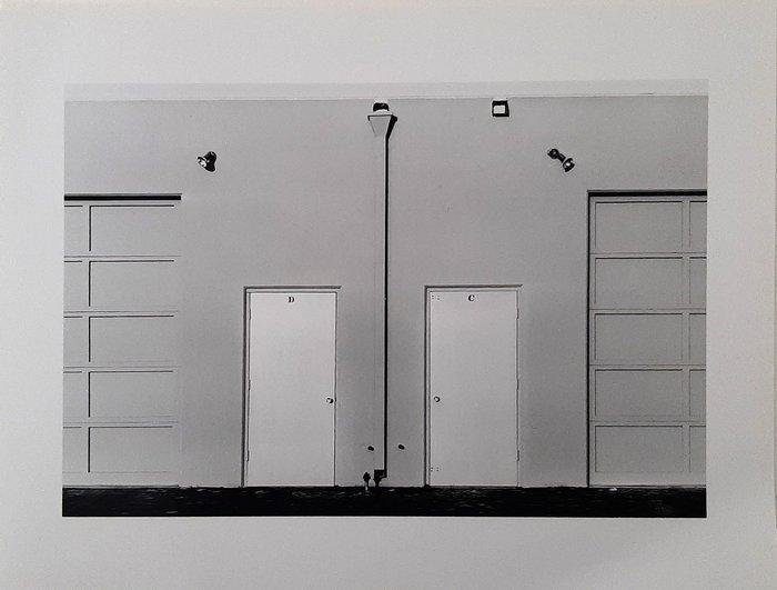 Lewis Baltz - Northwest Wall Unoccupied Industrial Spaces, Antiek en Kunst, Kunst | Designobjecten