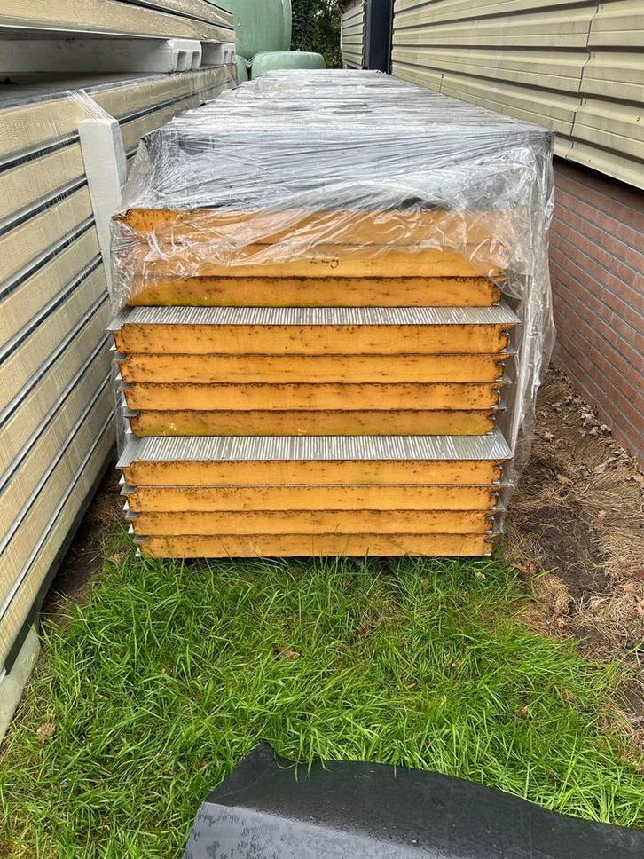 Gelegenheidspartij, wandpanelen 80mm dik, 9006, Doe-het-zelf en Verbouw, Platen en Panelen, Nieuw