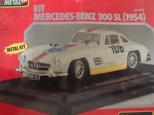 Bburago 1:24 - Modelbouwdoos - Mercedes-Benz 300 SL (1954) -, Hobby en Vrije tijd, Modelauto's | 1:5 tot 1:12