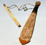 Heilig en gebruikte stierbrul, de stem van de voorouders -, Antiek en Kunst