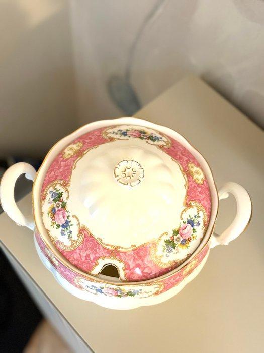 Royal Albert - Soepkom - Lady Carlyle - Been, Glazuur,, Antiek en Kunst, Antiek | Meubels | Tafels