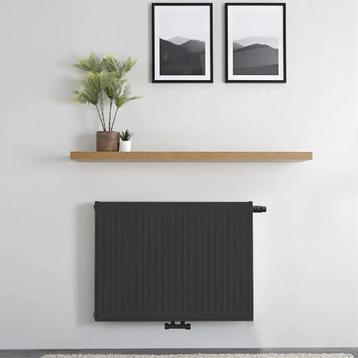 40x100 T22 - Paneelradiator C8 Geribbelde voorzijde Mat Zw beschikbaar voor biedingen