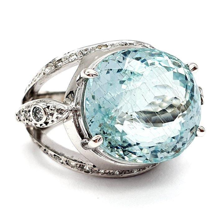 Ring - 18 karaat Witgoud - 17.35ct. tw. Aquamarijn - Diamant, Sieraden, Tassen en Uiterlijk, Ringen