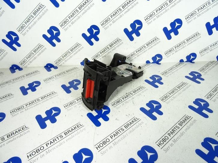 Achterbank vergrendeling A 204 920 0272 o.a: C-klasse w204, Auto-onderdelen, Interieur en Bekleding, Gebruikt, 3 maanden garantie