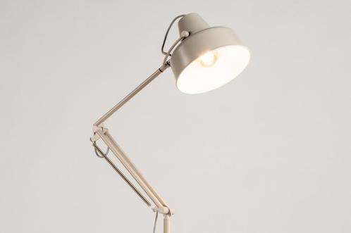 Rietveld Vloerlampen - Grijs, Zand - Metaal, Huis en Inrichting, Lampen | Vloerlampen, Verzenden