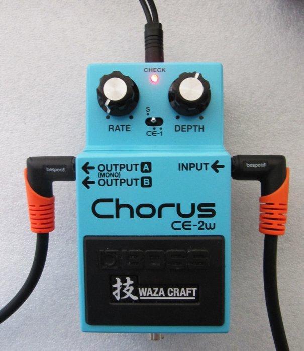 Boss Chorus CE-2w Waza Craft - Chorus, flanger, phaser, Muziek en Instrumenten, Snaarinstrumenten | Gitaren | Akoestisch