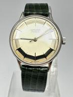 Junghans - Trilastic – Cal. 93S1 – Sector Dial Design -, Nieuw