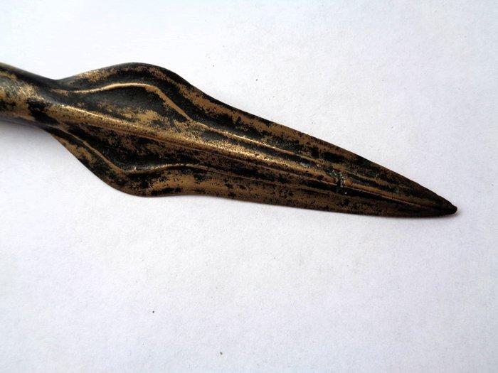 Bronstijd bijzondere grote messing speerpunt uit de, Antiek en Kunst, Antiek | Overige Antiek