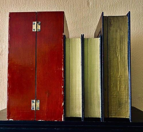 Doos - Hout Leer Fluweel - 4 Vintage Geheimen Boekdoos, Antiek en Kunst, Curiosa en Brocante
