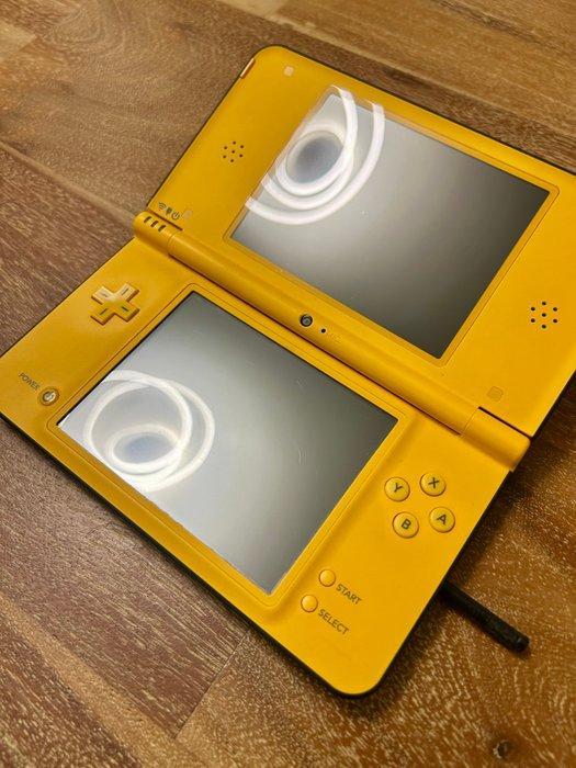 Nintendo - DSi XL - Nintendo DSi XL - edizione gialla -, Spelcomputers en Games, Spelcomputers | Overige Accessoires