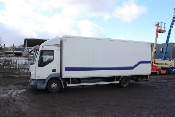 Veiling: Bakwagen Vrachtwagen DAF FA LF45G08 Diesel 159pk 20, Auto's, Vrachtwagens, Handgeschakeld, BTW verrekenbaar, Diesel, Wit