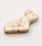 Bactrian Witte Jaspis XXS liggende ram kralen talisman -