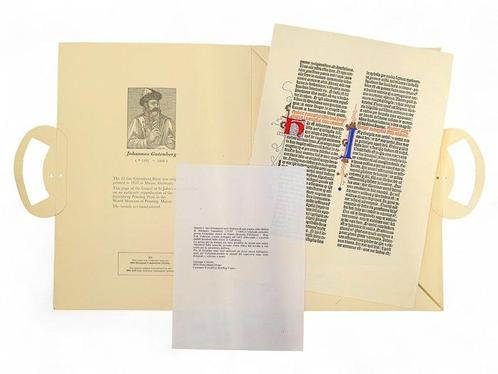 IBM - Authentic Reproduction Of The 42 Line Gutenberg Bible, Antiek en Kunst, Antiek | Boeken en Bijbels
