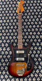 Kawai - Electric Guitar, Offset Body, Red Burst Finish - -, Nieuw