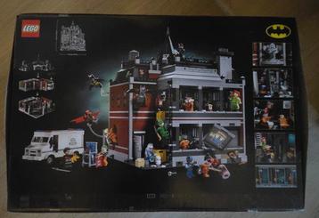Lego Set - 76300 - DC Super Heroes - Arkham Asylum beschikbaar voor biedingen