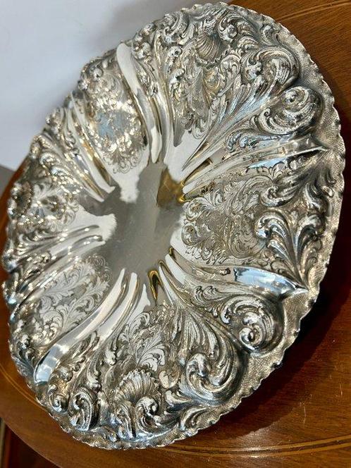 Tafelmiddenstuk - Antiek zilveren bewerkt tafelstuk - Zilver, Antiek en Kunst, Antiek | Goud en Zilver