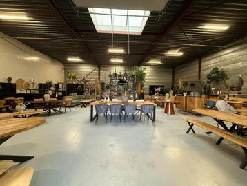eettafel | Showroom weekend Grootebroek mangohouten meubels beschikbaar voor biedingen