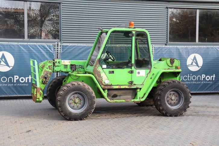Veiling: Verreiker Merlo P27.7-EVS Diesel 2700kg 7m 1995, Zakelijke goederen, Machines en Bouw | Kranen en Graafmachines, Verreiker
