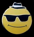 Emoji pin- met hoedje en zonnebril