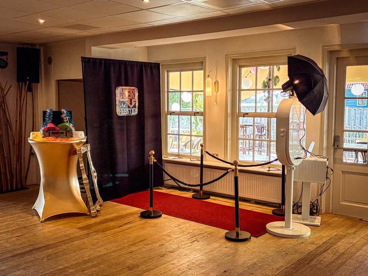 Photobooth Bruiloftspakket, Rode Loper &amp; Audio Guestbook, Hobby en Vrije tijd, Feestartikelen | Verhuur, Overige, Nieuw