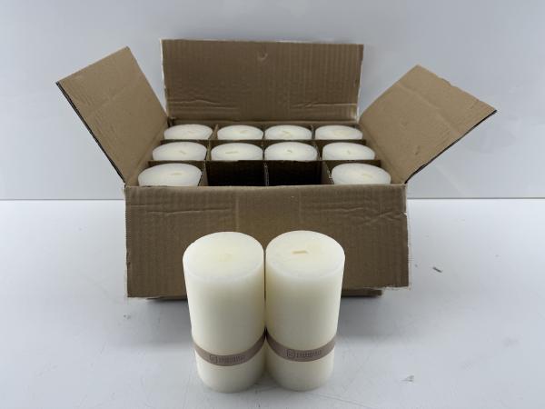 Veiling - 12x Essentials | Witte Kaarsen 7x14 cm, Huis en Inrichting, Woonaccessoires | Kandelaars en Kaarsen