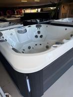 Jacuzzi J-375 Showroommodel, Nieuw