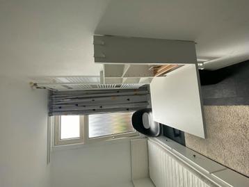 Studio te huur in Zaanstad - 120 m² - 2 kamer(s) - 2 kamers beschikbaar voor biedingen
