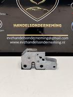 VW Transporter T6 motorkap slot bj.2018 Artnr.7E0823509F, Gebruikt, Volkswagen