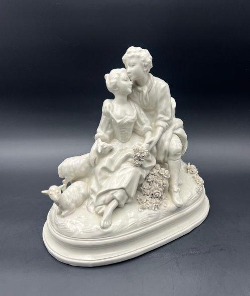 Capodimonte - J.Daste - sculptuur, Duo d’amour - 30 cm -, Antiek en Kunst, Antiek | Glas en Kristal