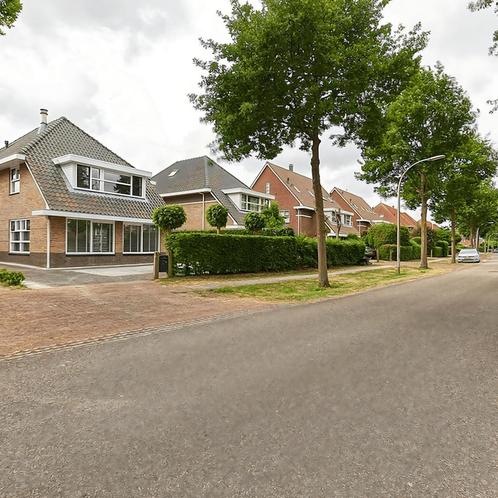 Villa met Tuin aan de Boswinde 9 gevonden in Den-haag, Huizen en Kamers, Huizen te huur, Direct bij eigenaar