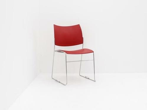 Kantinestoel - Casala Curvy - kunststof - rood - slede, Huis en Inrichting, Stoelen, Gebruikt, Ophalen of Verzenden