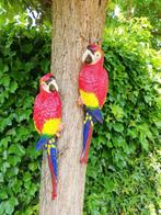 Beeldje - A pair of red parrots (2) - IJzer, Antiek en Kunst