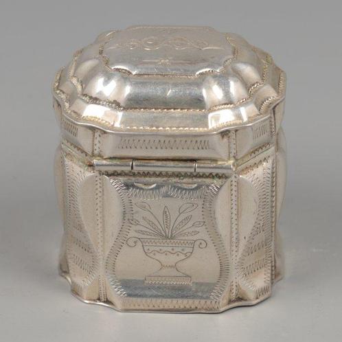 Wed. J.H. van der Meulen NO RESERVE - Doos - .835 zilver -, Antiek en Kunst, Antiek | Goud en Zilver