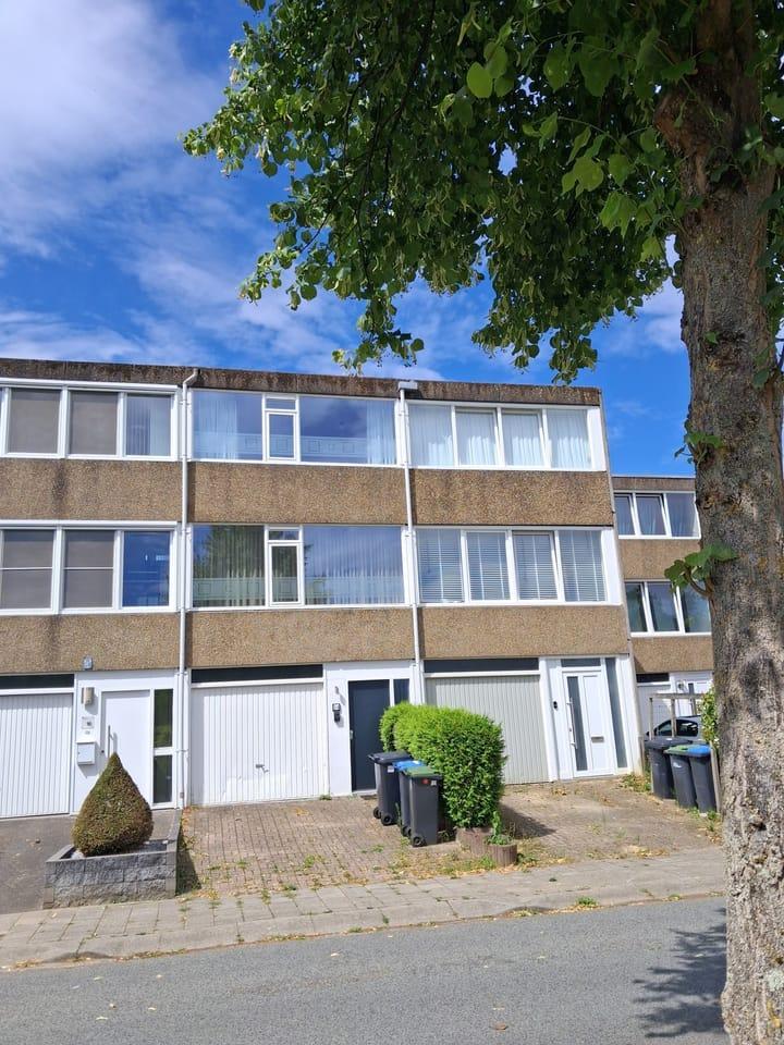 Eengezinswoning, tussenwoning in Heerlen met 5 kamer(s), Huizen en Kamers, Huizen te huur, Direct bij eigenaar, A, Limburg, Tussenwoning