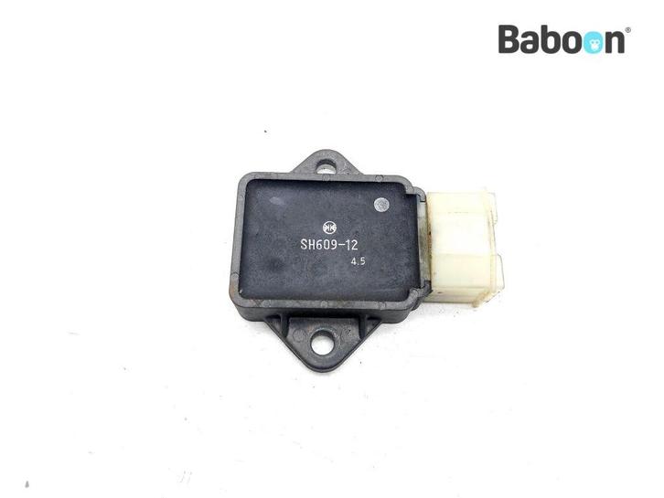 Spanningsregelaar Honda PC 800 Pacific Coast 1989-1990, Motoren, Onderdelen | Honda, Gebruikt, Verzenden