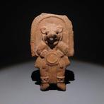 Maya Terracotta Ocarina figuur. 600 - 900 n.Chr. 14,3 cm H.