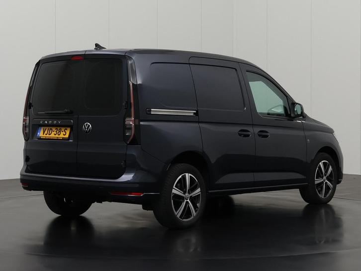 Volkswagen Caddy Bestelbus L1 H1 2021 Diesel Handgeschakeld, Auto's, Volkswagen, Dealer onderhouden, Te koop, Zwart, Handgeschakeld