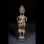 Ogboni-cultusstandbeeld - Oud brons - Yoruba - Nigeria