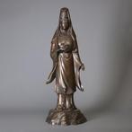 Bronzen beeld van Kannon Bosatsu  - Gepatineerd brons -