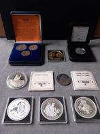 Nederland. Lot van herdenkingsmunt en penningen (Zonder
