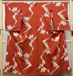 Japanse kimono van zuivere zijde met bloemendesign ume,