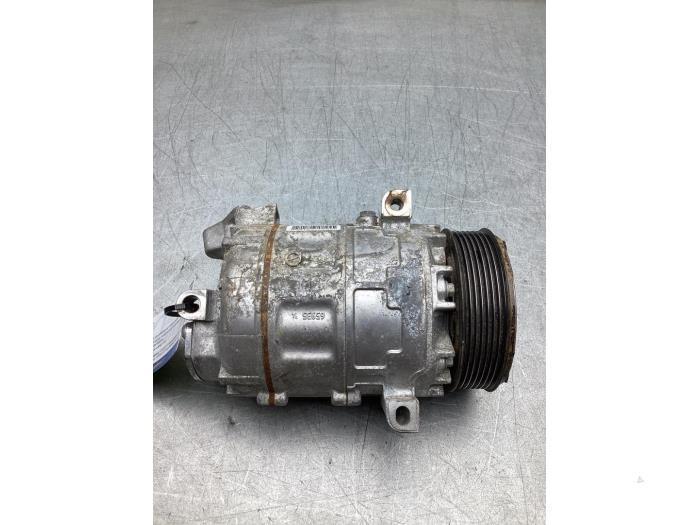 Renault Aircopomp 926000373r, Auto-onderdelen, Airco en Verwarming, Gebruikt, Ophalen of Verzenden