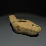 Byzantijns Terracotta Olielamp met kruis. 6e-8e eeuw na