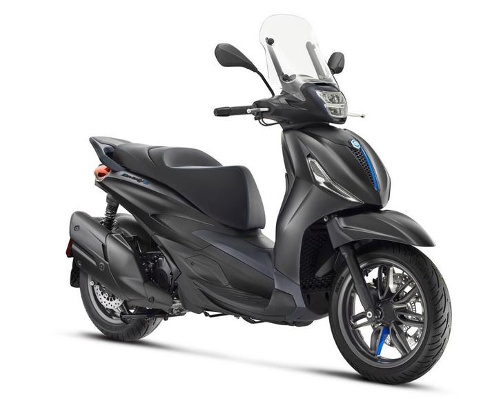 Piaggio Beverly 400 Sport Demo model, Motoren, Motoren | Piaggio, Ophalen