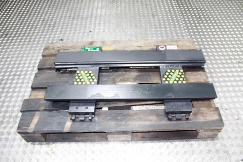 Axtra Tussenplaat (FEM 2 <-> FEM 2Q snelwissel), Zakelijke goederen, Machines en Bouw | Heftrucks en Intern transport, 2000 tot 3000 kg