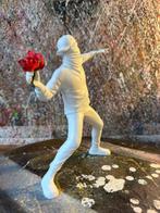 L.M ARTS - Man Flower Thrower, Antiek en Kunst
